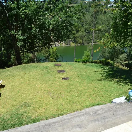 Casa No Marco De Canaveses بيت للعطل